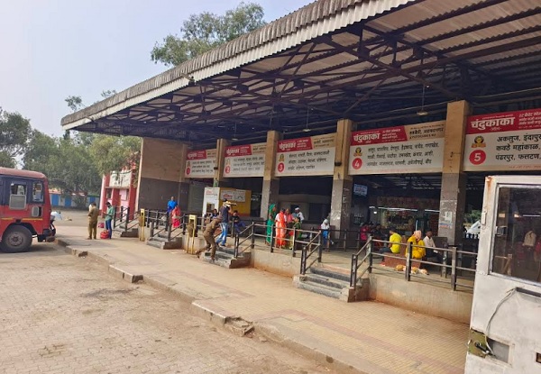 tarakpur st bus depot